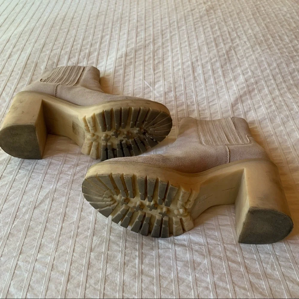 Dolce Vita Dune Suede Caster h2o Booties - Picture 4 of 6